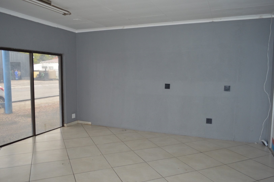 Commercial Property for Sale in Collerville North West